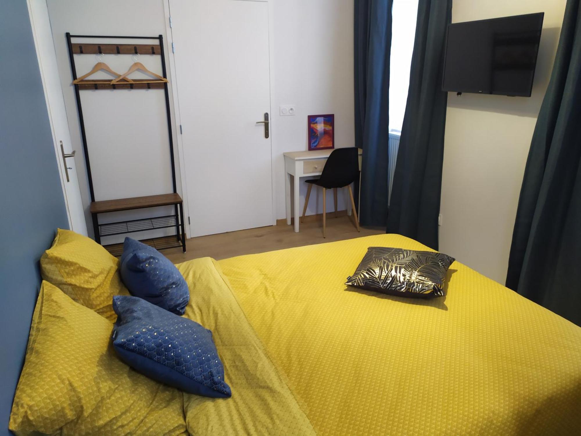 Chambres D'Hotes "Au Pied De La Bealiere" Montpezat-sous-Bauzon Quarto foto